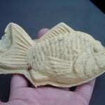 林たい焼き店 - 出来立てです（H２３．１２）