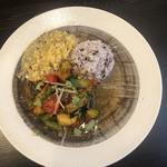 カレーのアキンボ - 