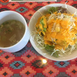 カリーゾーン - ランチのサラダとスープ
