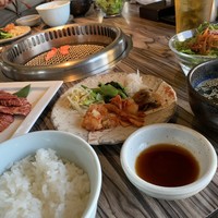 焼肉 べこ亭 たまプラーザ本店 - 
