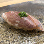 鮨 龍平 - 七貫目はアジ