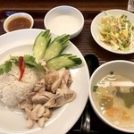 タイ料理 レモングラス - カオマンガイのセット980円