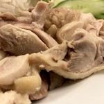 タイ料理 レモングラス - 鶏肉は普通