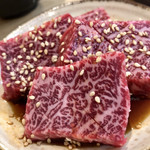 炭火焼肉ホルモン 横綱三四郎 - 