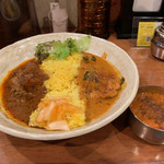 SPICY CURRY 魯珈 - 