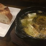 MILLE FIORI - カマンベールチーズのアヒージョ（￥800）