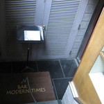 Bar Modern Times - MODERN TIMES　店舗入口