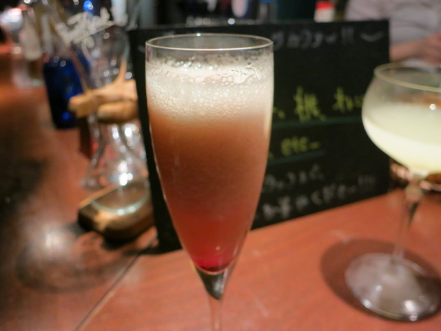 Meguro Republic Burger & Beer photo 2