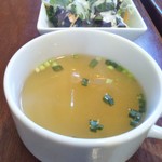 チェンマイ - 普通の胡椒スープと思いきや　旨味あり〜