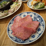 炭火焼肉ホルモン 横綱三四郎 高円寺店 - 