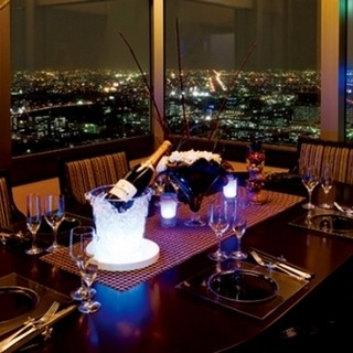 座席 レストラン バー Sky J ｊｒタワーホテル日航札幌 スカイジェイ 札幌 ｊｒ バイキング 食べログ