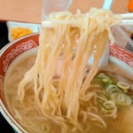 オーモリラーメン - 麺リフト