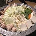 水炊き もつ鍋 鳥料理 博多 華味鳥 - 