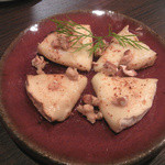 西天満バル - 焼カマンベール はちみつかけ￥３８０