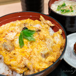 鶏三和 - 季節限定の名古屋コーチンぼんじり親子丼