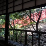 山の茶屋 - 日枝神社につづく