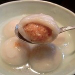 福建家庭料理 旬の香 - 「ピーナッツ団子」：「モチッ」と「プルッ」と、艶やか～♪ピーナッツの香り＆キャッチーな甘さ♪