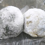 松島屋 - 左:草大福､右:きび大福