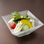 h Koube Purejiru - フレッシュサラダ(鉄板焼きコース)　新鮮なお野菜13~15種類を使用！