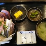 ろぐ亭 - 海鮮丼