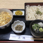 ニ滝そば - ミニ親子丼定食：￥７５０