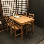 後宴酒場 - テーブル席