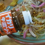 オランダ亭 - 【2011.12.　再訪】　あまり見かけないソースをかけて！