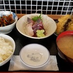 魚と肴 とおるの台所 - レディース定食(800円)