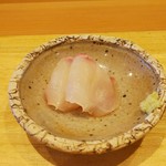 天ぷら たけうち - 大分石鯛塩水〆、鮎の魚醤で