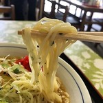 中華そば志のぶ支店 - この麺も美味い