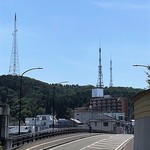 中華そば志のぶ支店 - 愛宕橋（北側）より