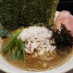 煮干し豚骨らーめん専門店 六郷 - 限定B　850円