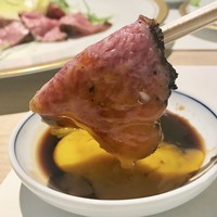 洋食 つばき - 飛騨牛ウデ肉のタタキ