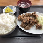 鯨食堂 - 鯨たつた揚げ 700円