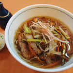 Edo Kirisoba Sekisen - 夏季限定！炒めた野菜の香ばしさが美味しい「冷や鴨」