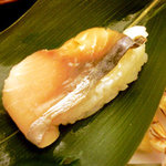 里湯昔話・雄山荘 - 朽木の隠れ名物らしい、鯖のなれ寿し。