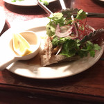 カルネジーオ イースト - 