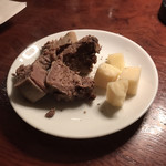 カルネジーオ イースト - 