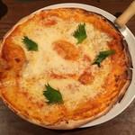 名駅個室ダイニング 倉 - 薄焼きのトマトピザ