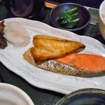 Sakeyama Masuo Shouten - 「朝定食Ｂ」の焼き魚類