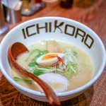 鶏そば十番156 - ■鶏そば 830円