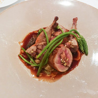 レザンファン ギャテ - ヴァンテ産うずらのファルシー、モリーユ茸