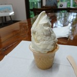 松ぼっくり - 2階のイートインスペース