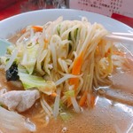 宝津飯店 - 中太ストレート麺