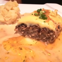 旬菜ステーキ処 らいむらいと - チーズハンバーグ200g