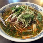 Chuukaryourimanfukuen - ランチメニューの「担々麺」650円也。税込。安いのはイイんだけどさぁ。