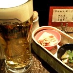 炭炙り 吟や - 生ビール　450円　やっぱり最初は生ですね♪