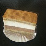 洋菓子舗 茂右衛門 - 私史上、一番お酒が効いてるケーキ。(笑)