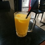 Gayatri Restaurant - マンゴーラッシー