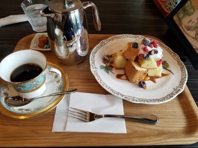 Garden Cafe Isunoki photo 2